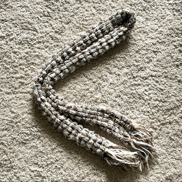 LOFT Sweater➕Old Navy Scarf 🍂 - Picture 6 of 7